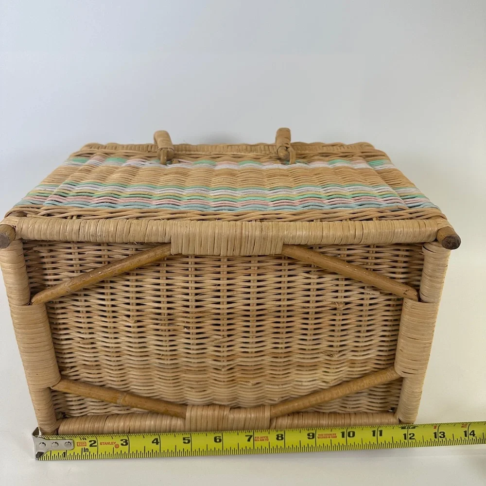 VTG‎ Rattan Pastel Rainbow Wicker Picnic Basket | boho eclectic handles storage